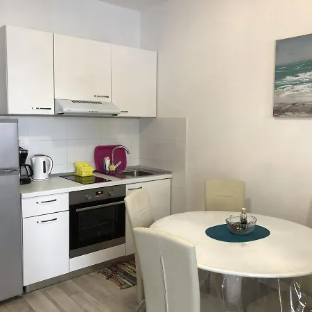 4950b Appartamento Kozarica